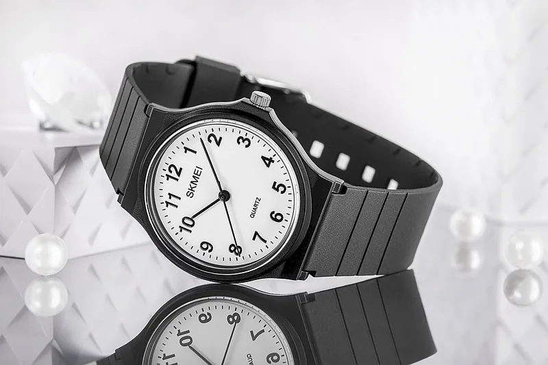 Skmei 1419BKWT-NM Watch / black/white