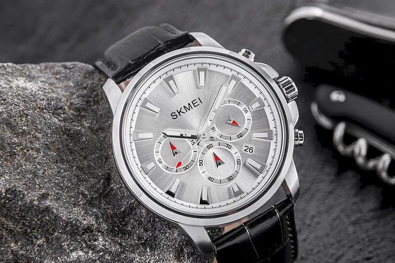 SKMEI 2071LSISI Men’s Watch / silver