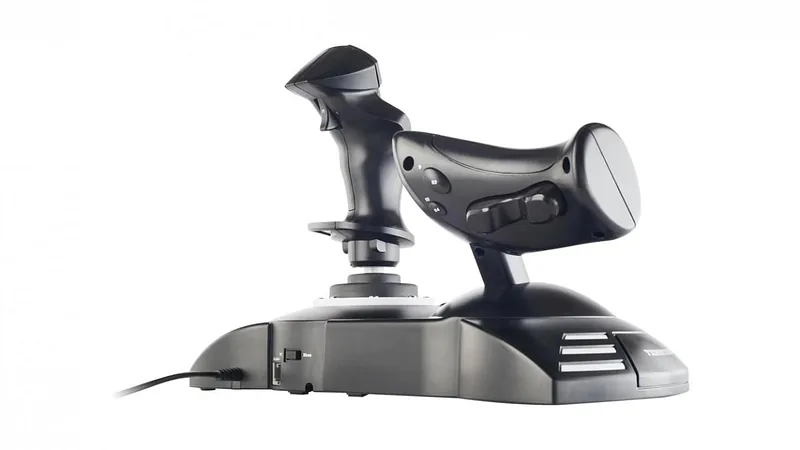Thrustmaster T.Flight Full Kit X Must USB Juhtkang Analoog/digitaal PC, Xbox