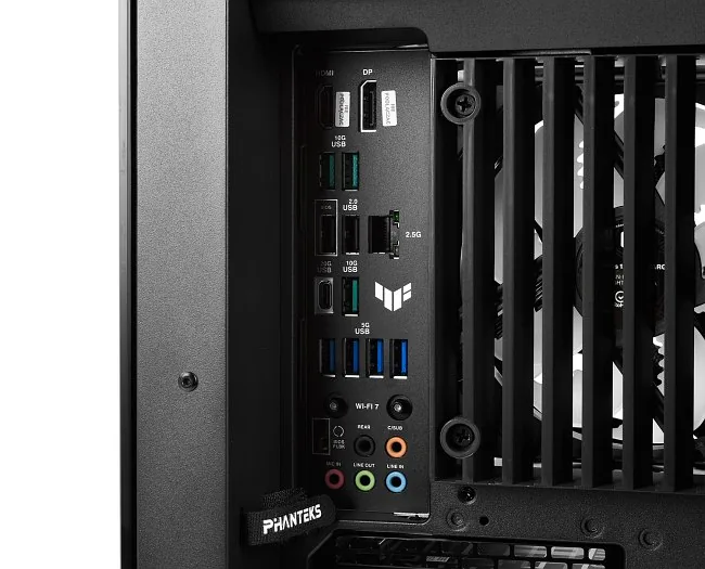 Komputronik Ultimate R990 [B33] Ryzen 9 | RTX 5080 | 96GB | 4TB | W11 Pro
