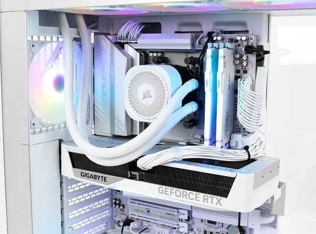 Level UP [Q07] Ryzen 7 | RTX 5070 | 32GB | 2TB