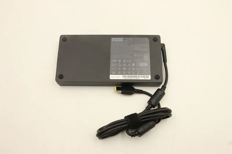 Lenovo 5A10W86290 toiteadapter ja vaheldi Hoonesisene 300 W Must