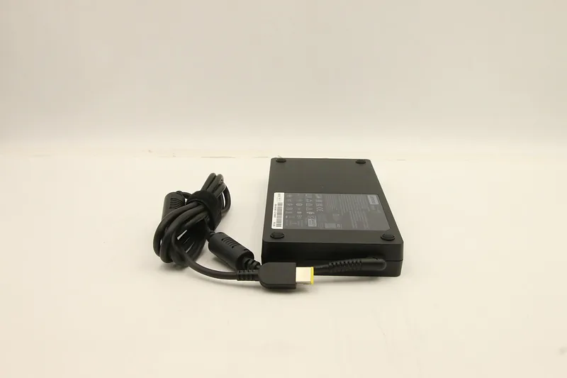 Lenovo 5A10W86290 toiteadapter ja vaheldi Hoonesisene 300 W Must
