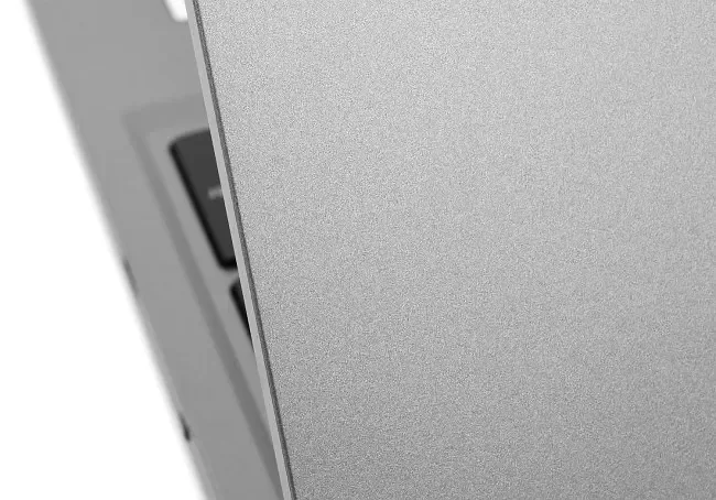 Lenovo LOQ 15 – Ryzen 7 7445HS | 15,6”-144Hz | 16GB | 512GB| no Os | RTX3050