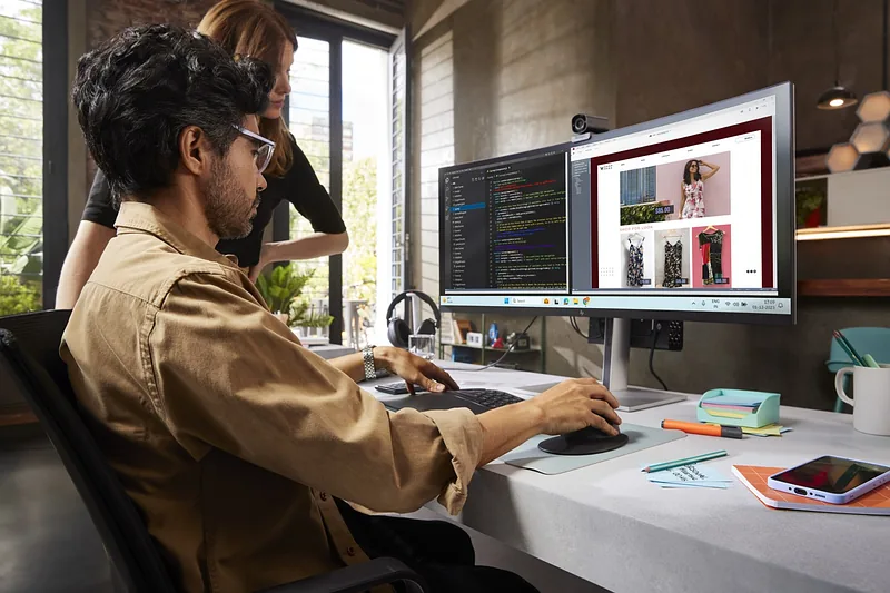 HP Series 7 Pro 37.5 inch WQHD+ Thunderbolt 4 Monitor – 738pu
