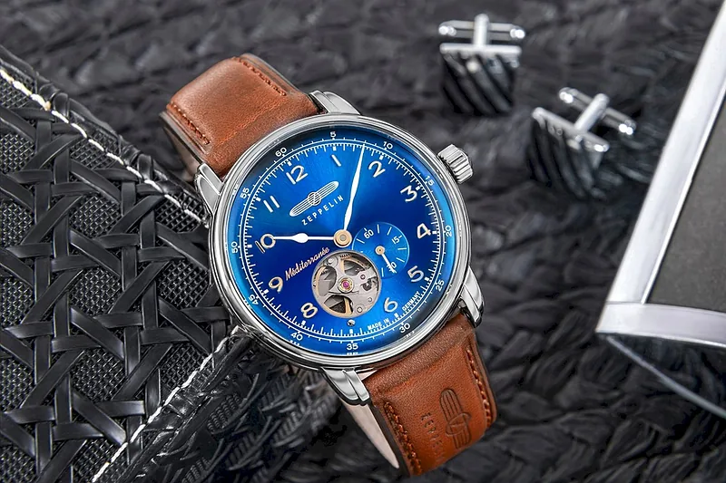 ZEPPELIN Méditerranée Open Heart Automatic 9666-3 Men’s Watch / silver