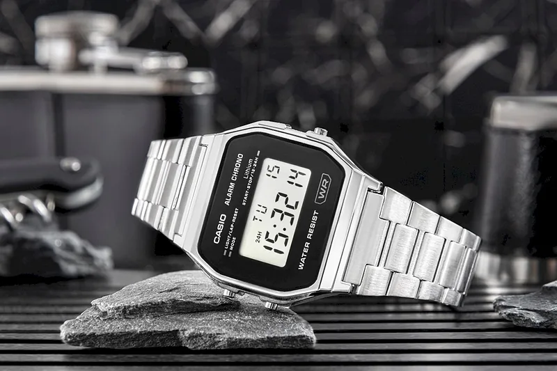 CASIO Vintage A158WEA-1EF Women’s Watch / silver