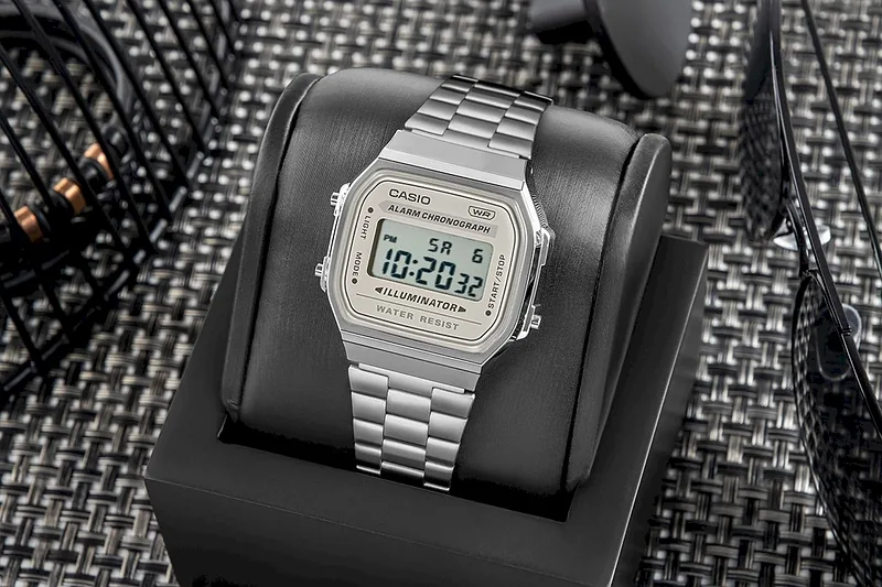 CASIO VINTAGE A168WA-8AYES Men’s Watch / silver