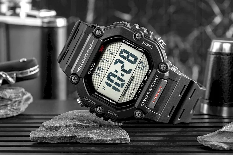 CASIO Men’s Watch AE-1600H-1AVEF / black