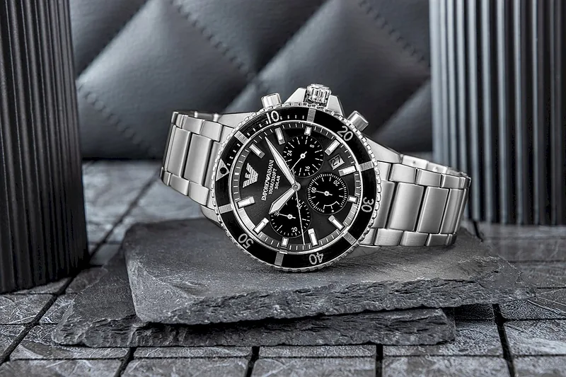 Emporio Armani World Explorer Solar Chronograph AR11739 Silver Black 43mm