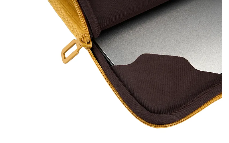 Tucano Velluto 2 kaitsetasku, Macbook Pro / Air 13″, kollane