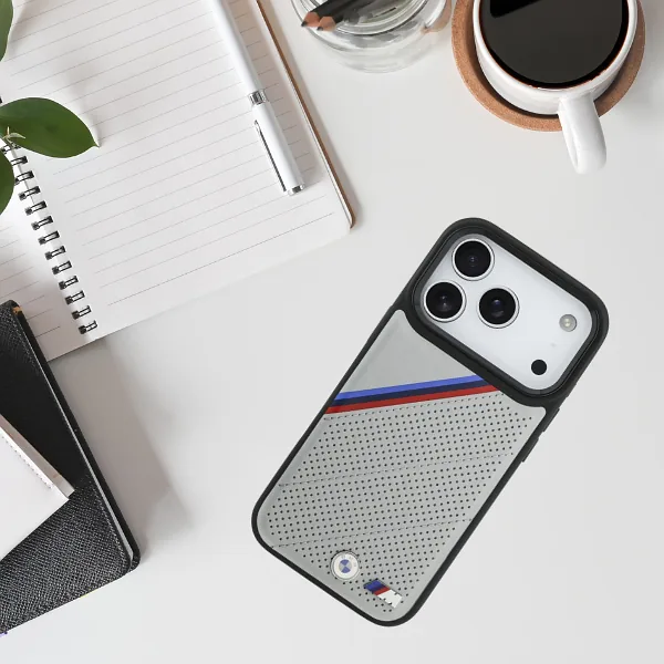 BMW M Tricolor Metallist Logo MagSafe Korpus iPhone 17 Pro jaoks, Hall