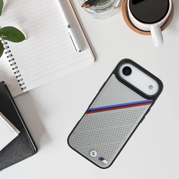 BMW M Tricolor Metallist Logo MagSafe Korpus iPhone Air Hall