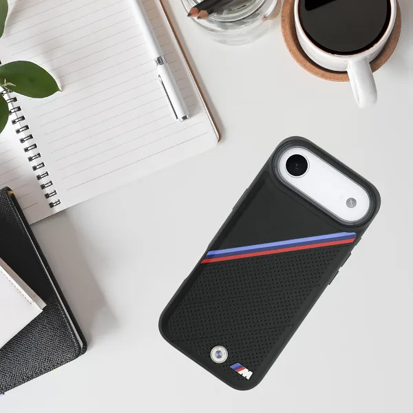 BMW M Tricolor Metallist Logo MagSafe Korpus iPhone Air jaoks Must