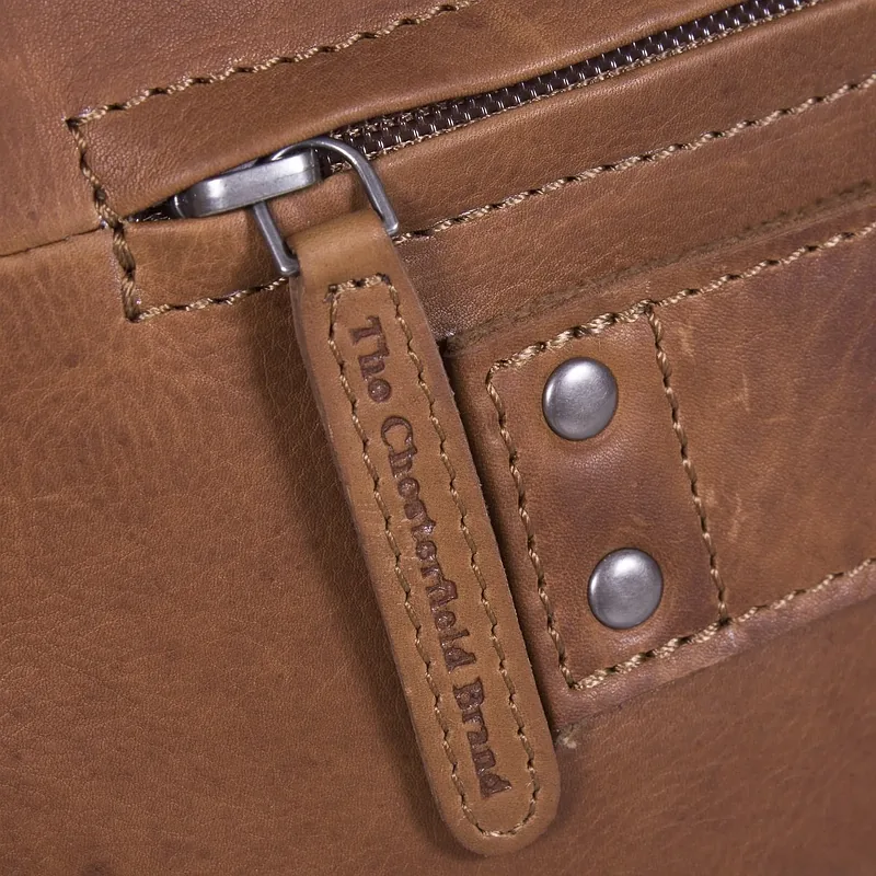 The Chesterfield Brand Ryan -sülearvutikott 17″ sülearvutile, konjak