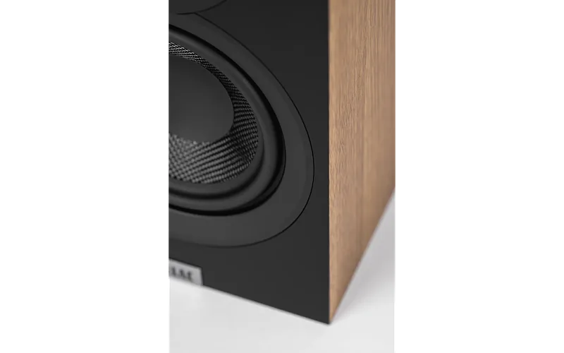 ELAC Debut 3.0 B5.3 jalutuskõlaripaar, pähkel