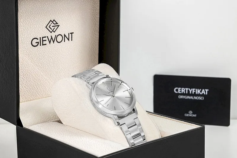 Giewont Sapphire Women’s Watch / Silver