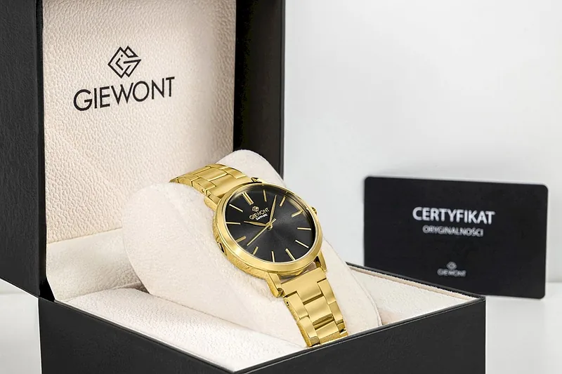Giewont Sapphire Women’s Watch / Gold/Black