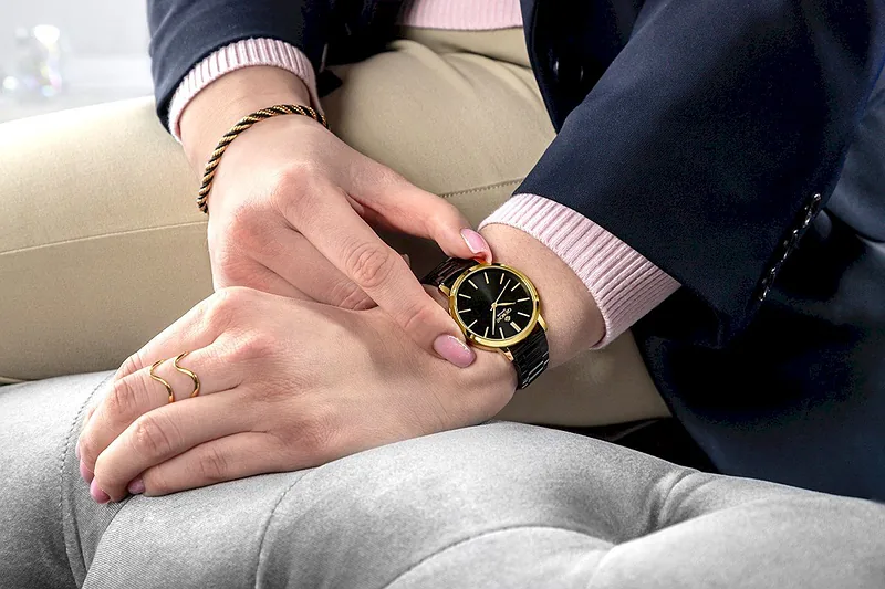 Giewont Sapphire Women’s Watch / gold/black