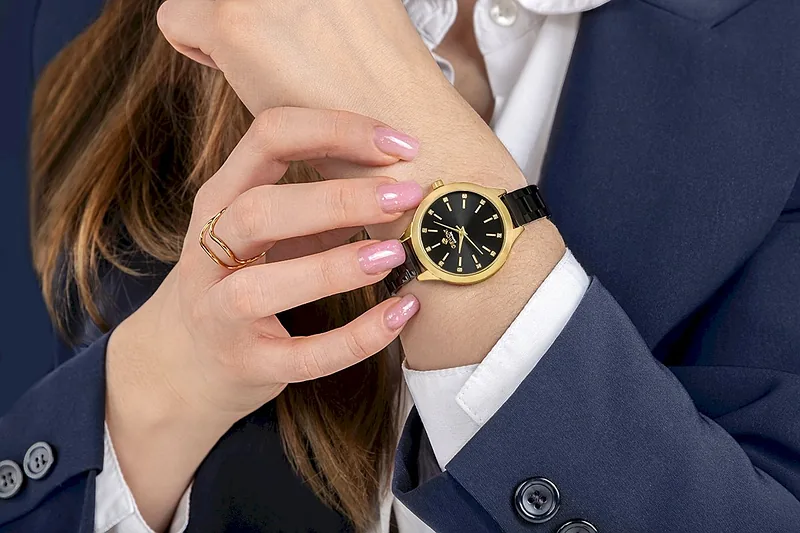 Giewont Sapphire Ladies Watch GW2720-B4 / gold/black