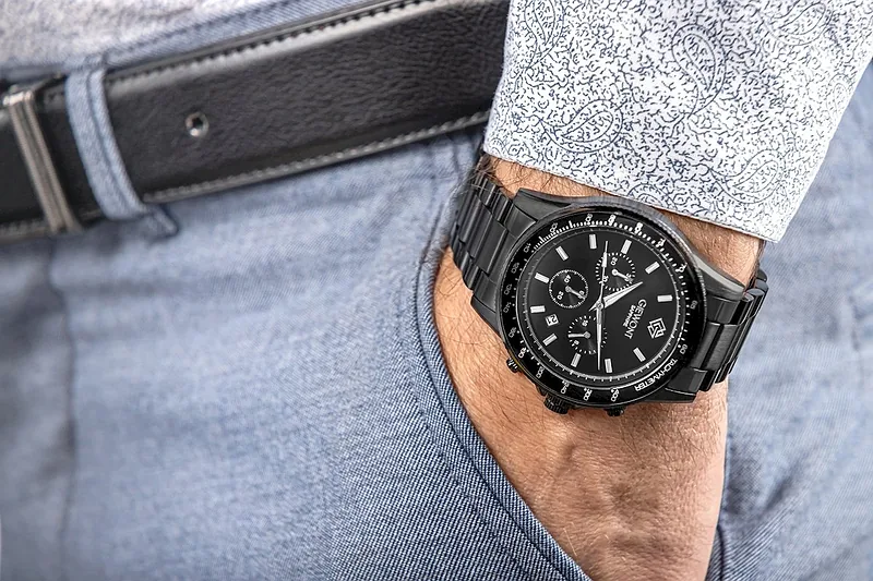 Giewont Men’s Chronograph Sapphire Watch GW3520-B1 / black