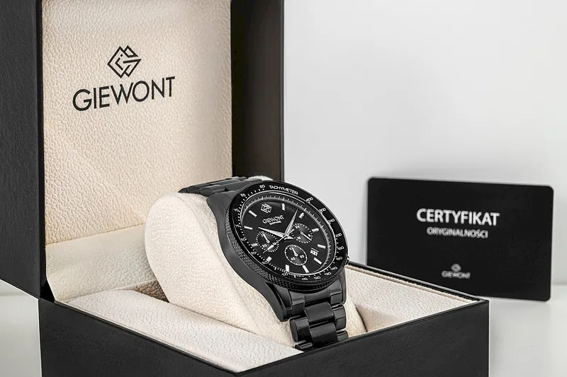 Giewont Men’s Chronograph Sapphire Watch GW3520-B1 / black