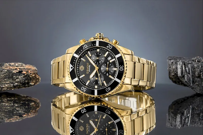 Giewont Chronograph Sapphire Men’s Watch / Gold/black