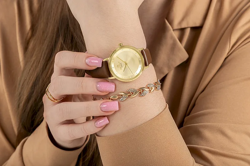 Giewont Sapphire Women’s Watch GW4130-A2 / gold