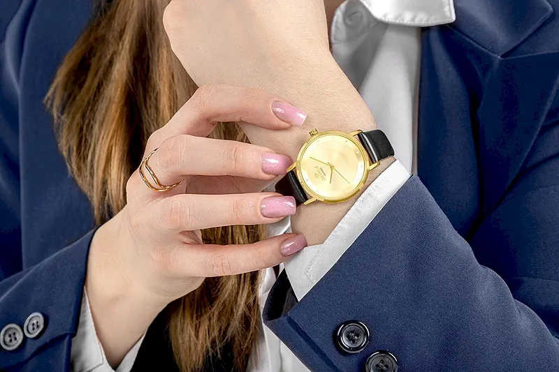 Giewont Sapphire Women’s Watch / gold