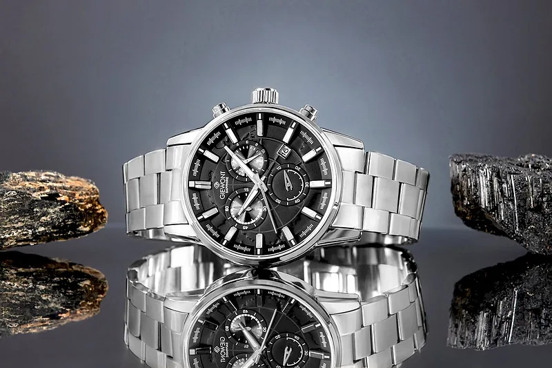 Giewont Chronograph Sapphire Men’s Watch GW4580-B2 / silver