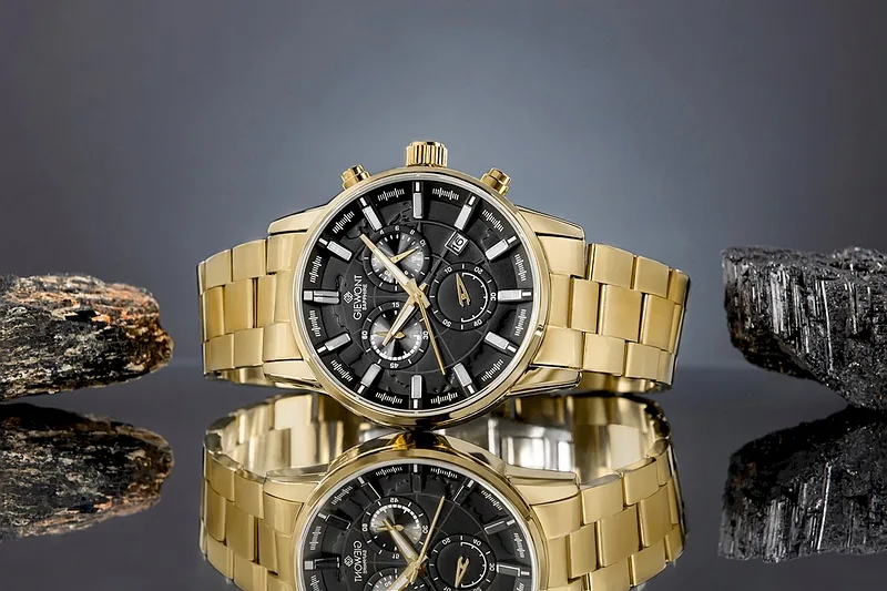 Giewont Chronograph Sapphire Men’s Watch GW4580-B4 / gold/black