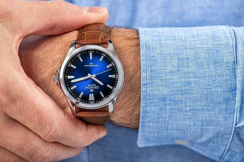 Giewont Elegance Sapphire Men’s Watch / brown/blue