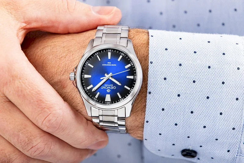 Giewont Elegance Sapphire Men’s Watch / silver-blue