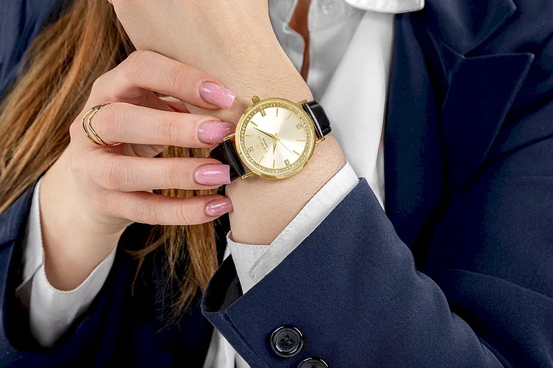 Giewont Sapphire Ladies Watch GW5390-A2 / gold