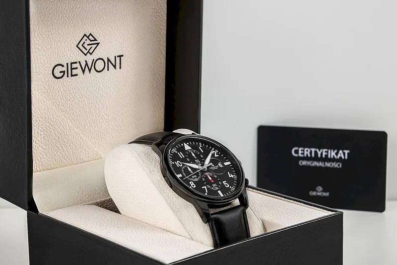Giewont Men’s Chronograph Sapphire Watch GW5630-A1 / black