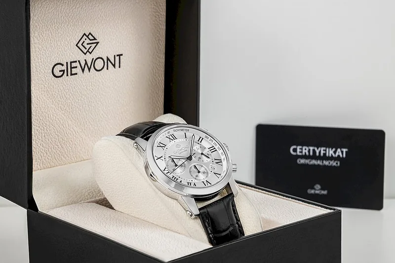 Giewont Men’s Chronograph Sapphire Watch GW6260-A1 / silver
