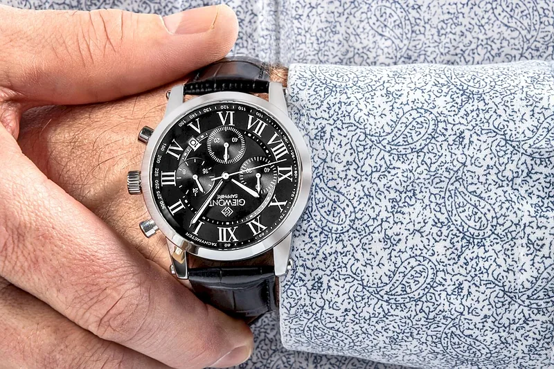 Giewont Chronograph Sapphire Men’s Watch GW6260-A2 / silver-black