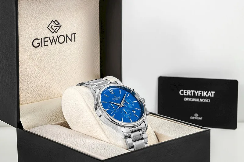 Giewont Chronograph Sapphire Men’s Watch GW6310-B3 / silver blue