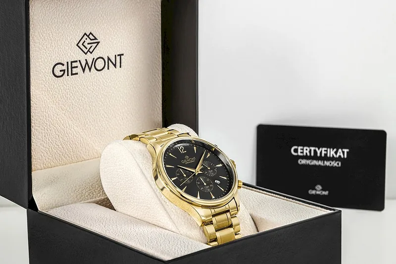 Giewont Chronograph Sapphire Men’s Watch / gold black