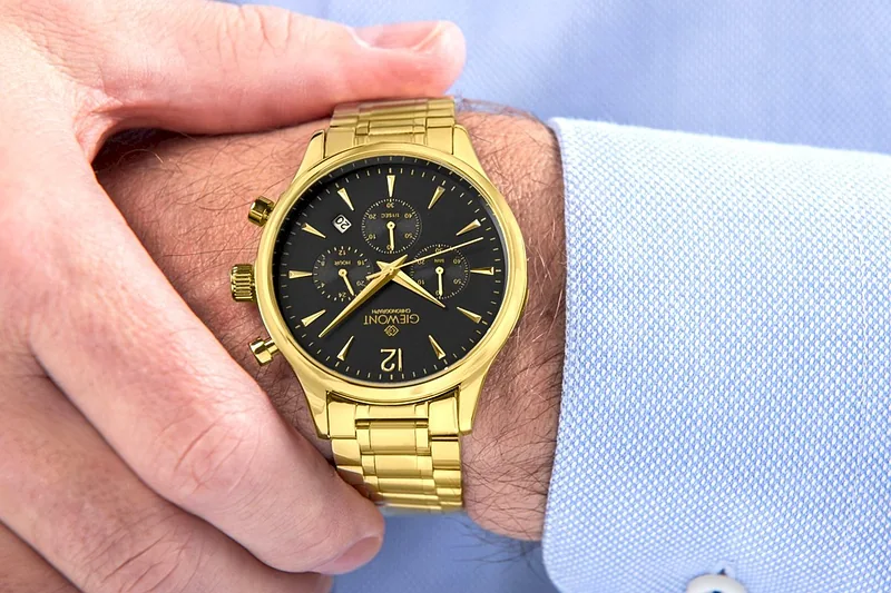 Giewont Chronograph Sapphire Men’s Watch / gold black