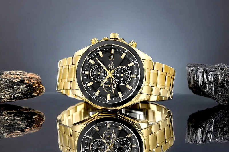 Giewont Chronograph Sapphire Men’s Watch / gold/black