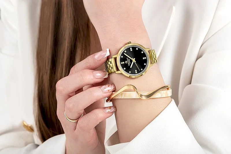 Giewont Sapphire Women’s Watch / gold/black