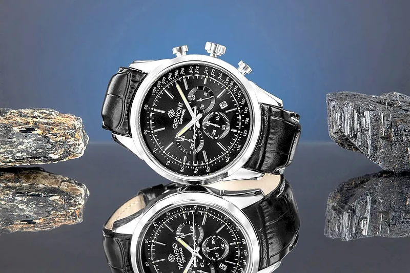 Giewont Chronograph Sapphire Men’s Watch / silver/black