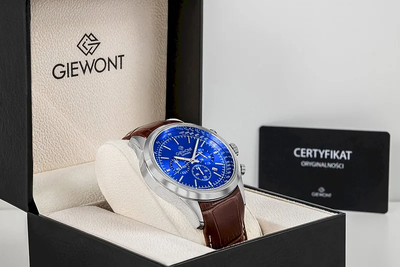 Giewont Chronograph Sapphire Men’s Watch / silver blue