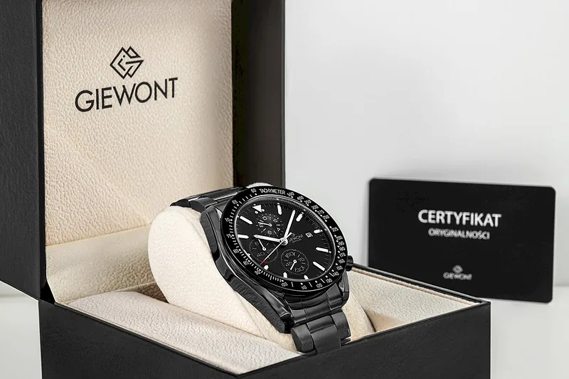 Giewont Chronograph Sapphire Men’s Watch / black
