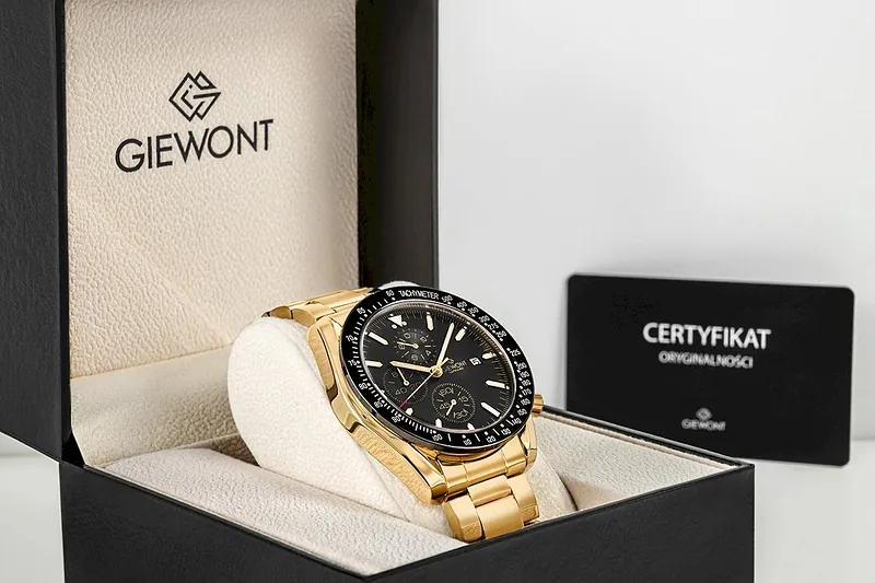 Giewont Chronograph Sapphire Men’s Watch / gold/black
