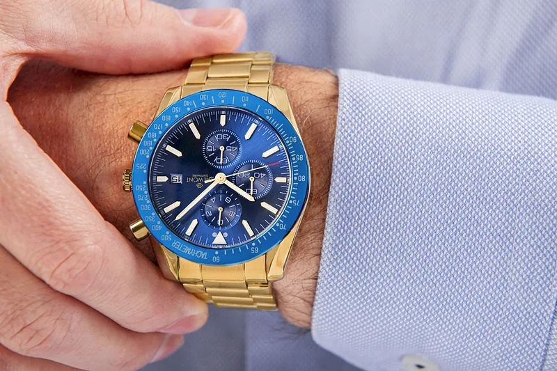 Giewont Chronograph Sapphire Men’s Watch / gold-blue