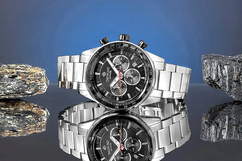 Giewont Chronograph Sapphire Men’s Watch / silver/black