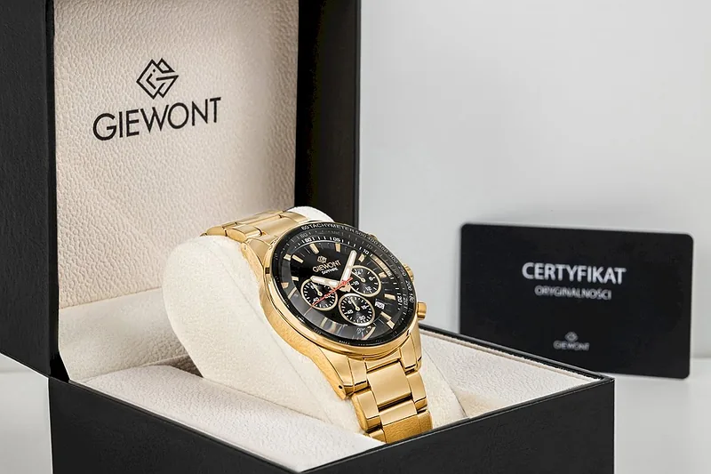 Giewont Chronograph Sapphire Men’s Watch / gold/black