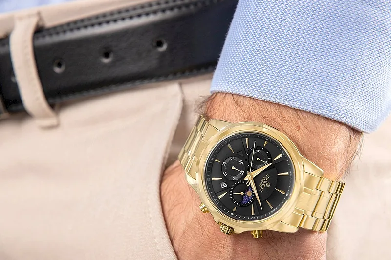 Giewont Chronograph Sapphire Men’s Watch / gold/black